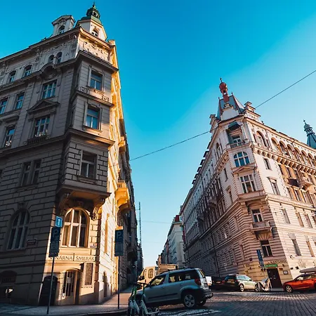 Two-level With A Terrace Near The Vltava River Apartament *
