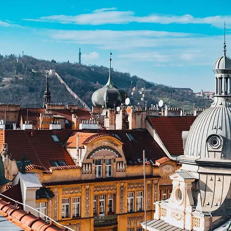 Two-level With A Terrace Near The Vltava River * Praga