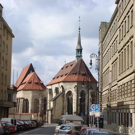 Two-level With A Terrace Near The Vltava River Apartament *