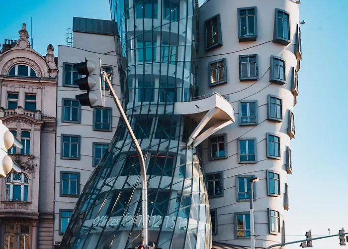 Two-level With A Terrace Near The Vltava River Apartamento